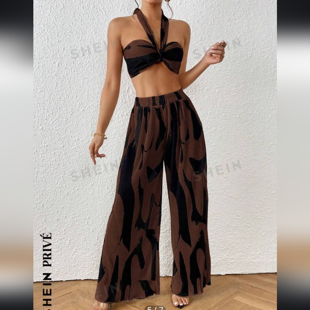 Crop top and wide leg pant set